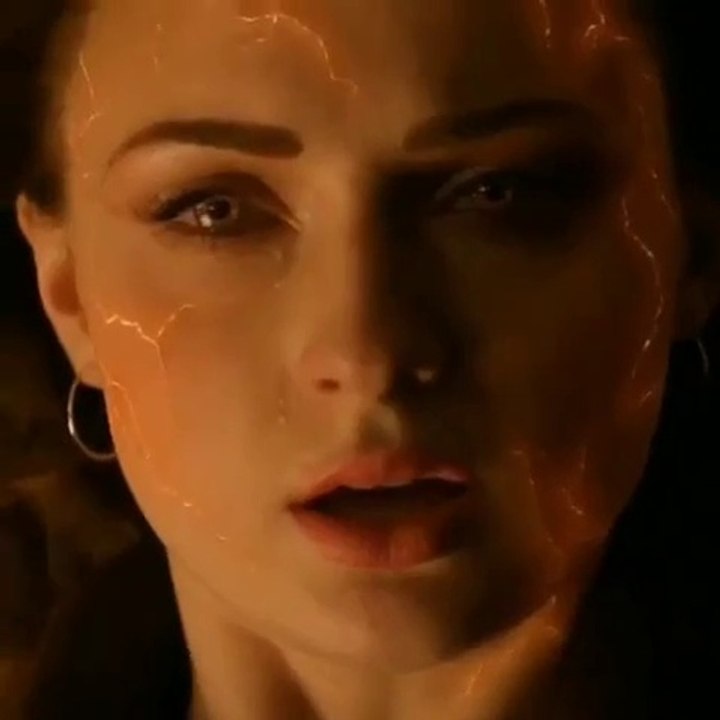 Hot Hollywood Heroine Power Sophie Turner