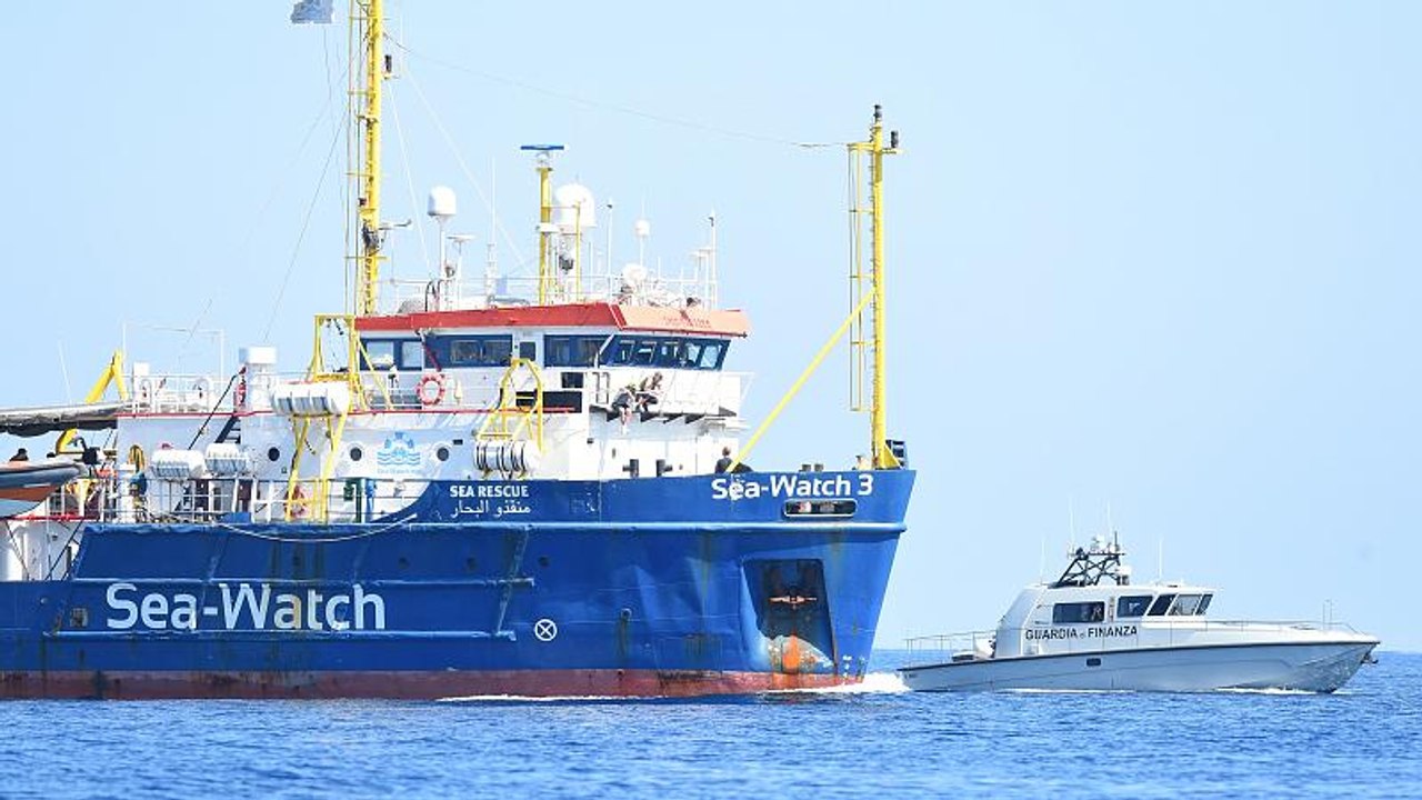 Trotz Verbot: 'Sea Watch 3' fährt in italienische Gewässer ein