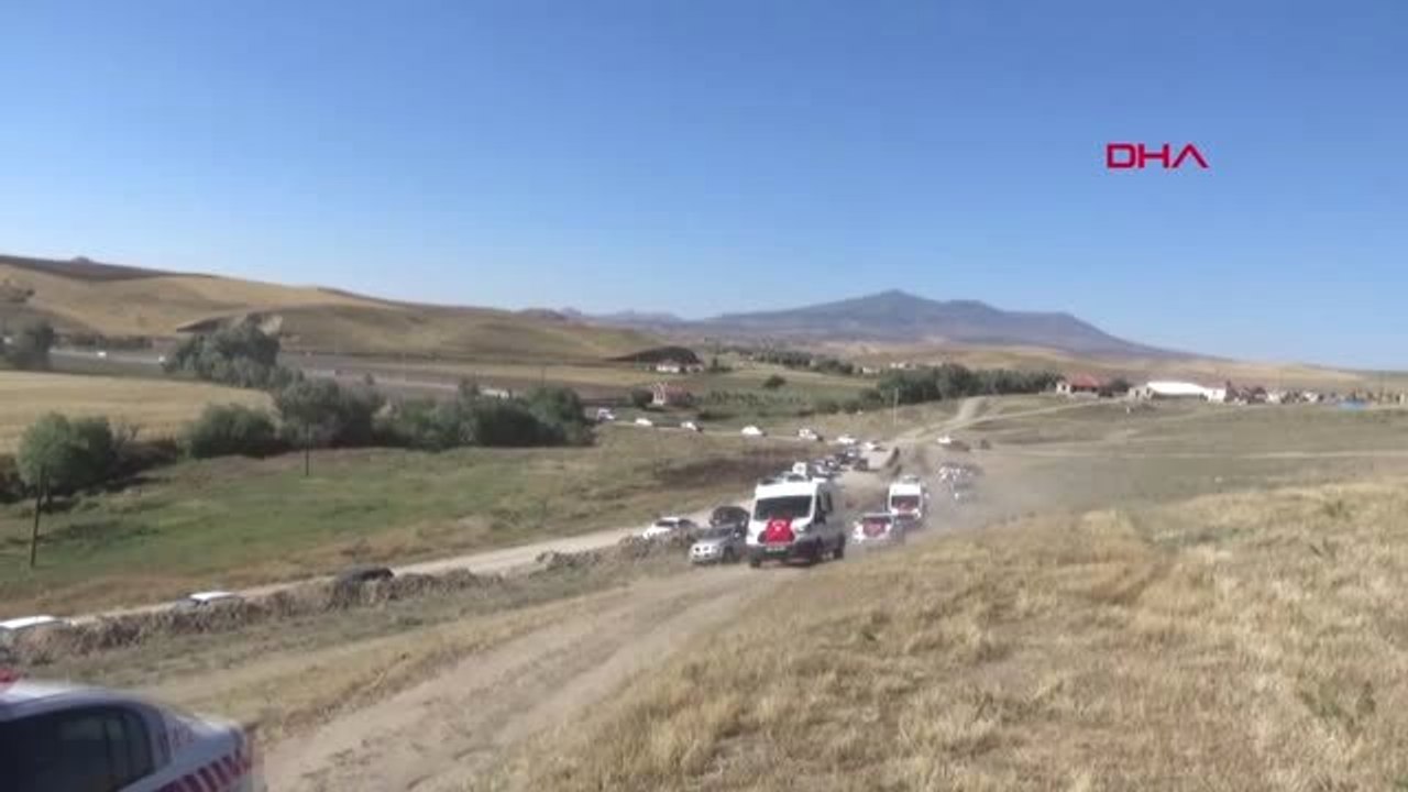 AKSARAY Şehit Uzman Onbaşı, memleketi Aksaray'da 10 bin kişi tarafından uğurlandı 3