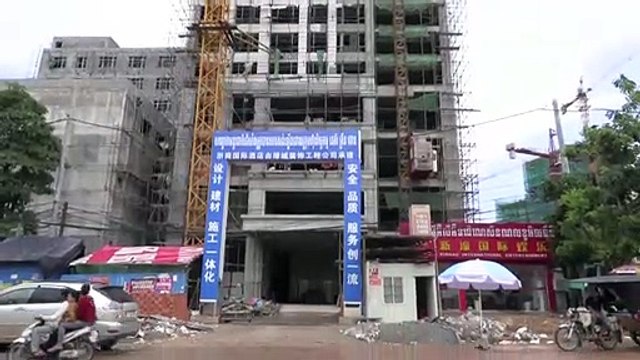 Au Cambodge, les rêves effondrés des forçats des chantiers