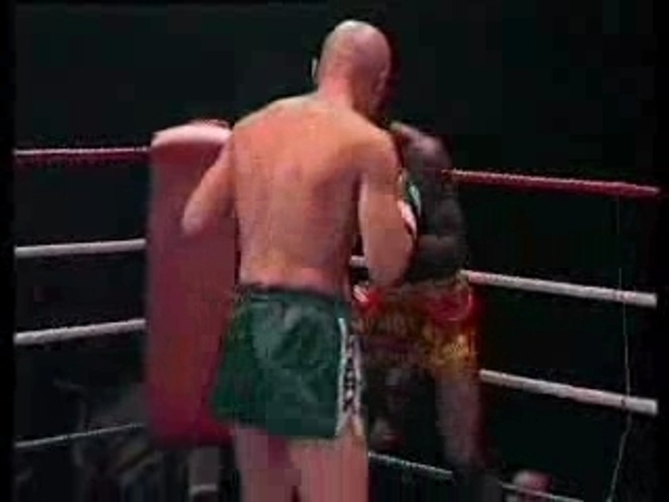 Joeri Mes vs. Rayen Simson