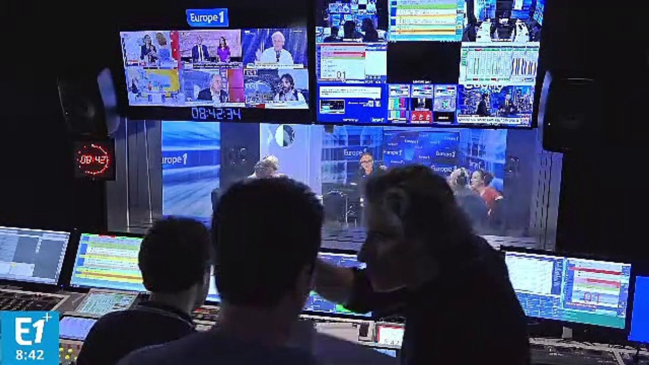 Nicolas Sarkozy sur son livre : "368 pages, 2,4 kg, ça fait du 7,5 euros le kilo ! C'est raisonnable" (Canteloup)