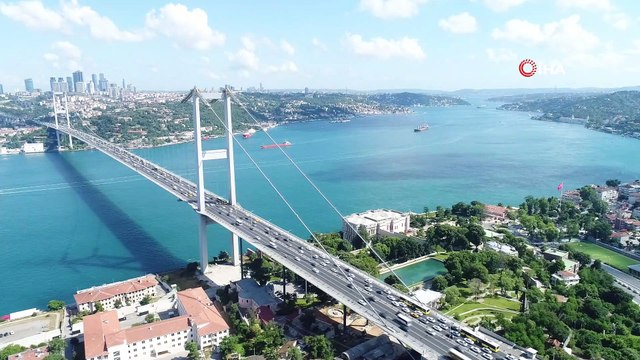 15 Temmuz Şehitler Köprüsü’nde oluşan trafik yoğunluğu havadan görüntülendi