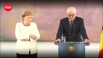 Almanya Başbakanı Angela Merkel yine titrerken görüntülendi