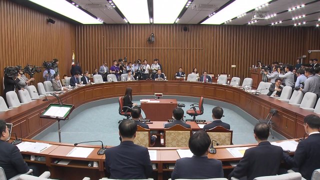 여야 4당 내일 본회의 강행 vs 한국당 합의 없는 본회의 불법 / YTN