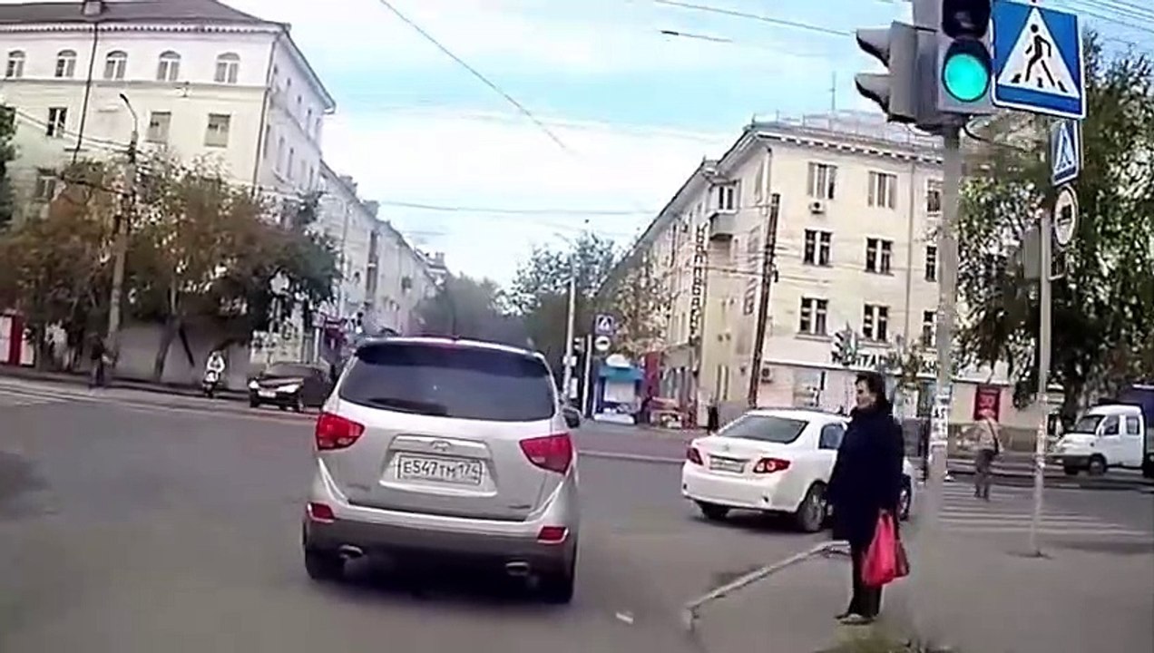 Car crashes  -307