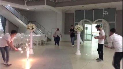 Down sendromlu Aytaç'a sürpriz doğum günü