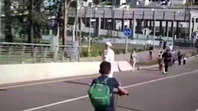 Esta alfombra voladora en Rusia inquieta a la policía