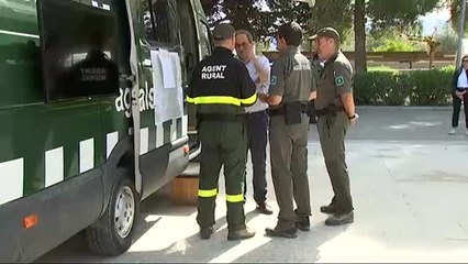 Télécharger la video: Quim Torra visita la zona afectada por el incendio en Vinebre