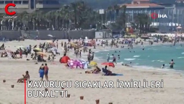 İzmir yanıyor, aşırı sıcaktan bunalanlar Çeşme'de serinliyor