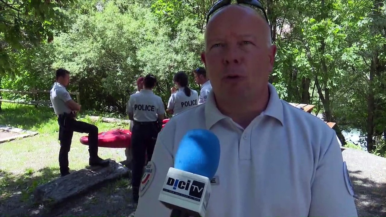 28-06-2019-ITW-policier sensibilisation kayak-AV184