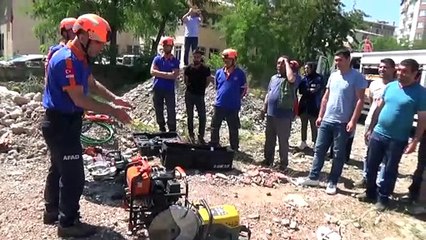Öğretmenlere arama kurtarma eğitimi - MUŞ
