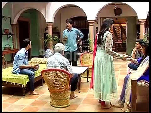 Pyaar Ke Papad | Watch Shocking Behaviour of Omkar's bhabhi | प्यार के पापड़