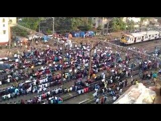 Students demanding railway jobs block tracks in Mumbai