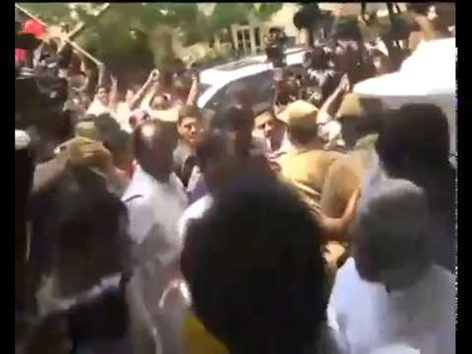 Telangana CM Chandrasekhar Rao meets DMK's working president MK Stalin