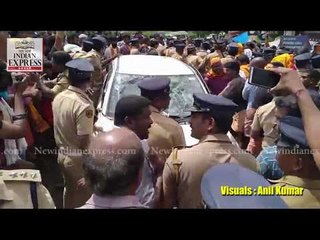 Women in Sabarimala: Vandalising a car in the name of Lord Ayyappa