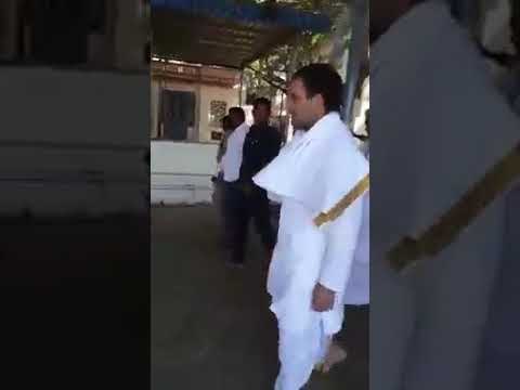 Rahul Gandhi at Tirupati finds it difficult to walk wearing dhoti