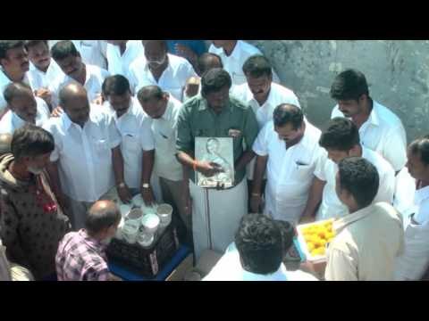 AIADMK cadres donate silver plate with Jayalalithaa's engraving in Tirupathi