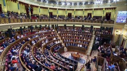 Los socios de Sánchez evitan aplaudir a las víctimas del terrorismo en el homenaje del Congreso