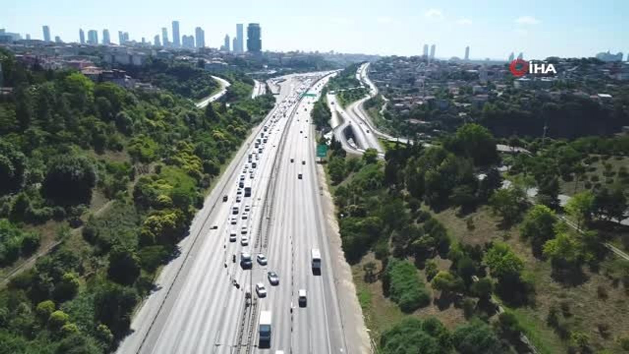 FSM Köprüsü'nde onarım yoğunluğu, trafik durma noktasına geldi