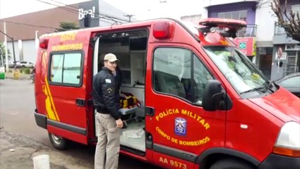 Carro e moto se evolvem em batida no Bairro Universitário