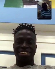 Baye Mbaye et Krepin Diatta au téléphone