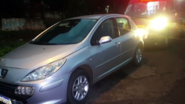 Duas pessoas se ferem em colisão com carros no Pioneiros Catarinenses