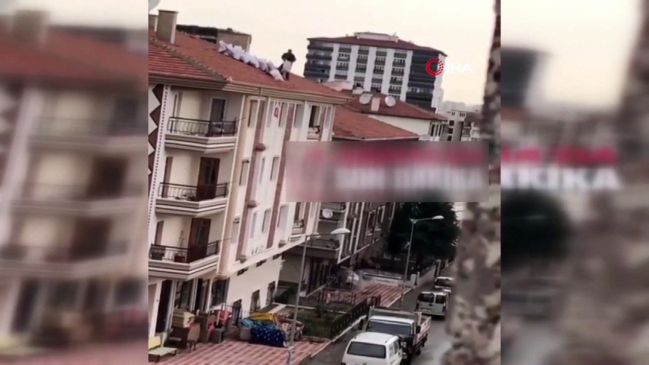 Çıktığı 5 katlı binanın çatısında hem kendi hemde yoldan geçenlerin canını hiçe saydı