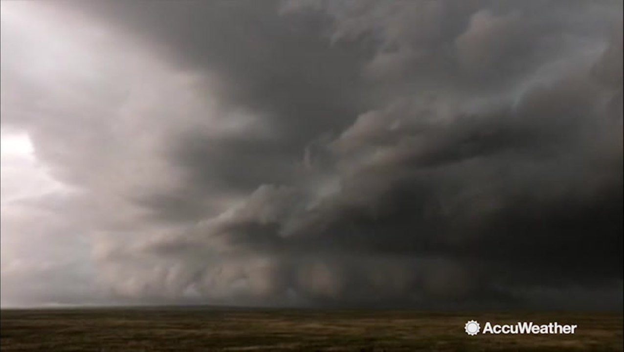 Wall of clouds announce potentially deadly storm's arrival