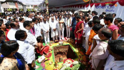 అసెంబ్లీ, సెక్రటేరియట్లకు భూమిపూజ చేసిన KCR|KCR Laid Foundation Stone To New Assembly & Secretariat!
