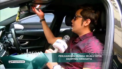 Insert- Ibunda Kriss Hatta berusaha menenangkan dirinya