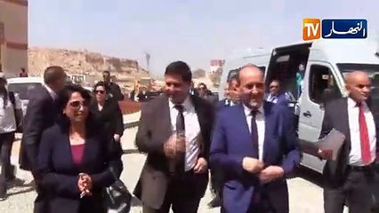 وهران: وزير السكن يتفقد المشاريع السكنية للقطب العمراني الجديد أحمد زبانة