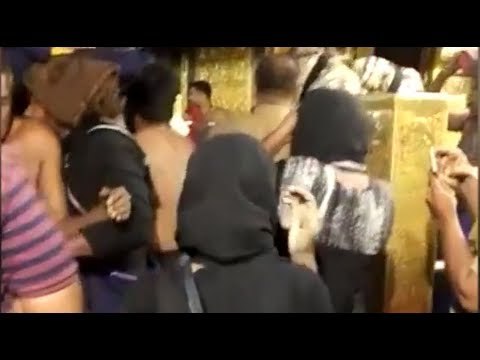 சபரிமலையில் 18ம் படி ஏறி ஐயப்பனை தரிசித்த பெண்கள் | Sabarimala women entry