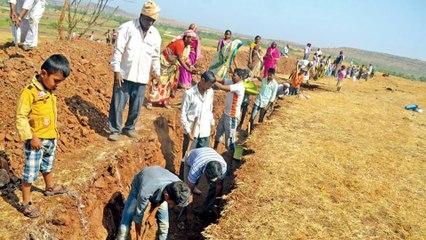 সোলাপুরের এই গ্রামবাসী শুরু করে যুদ্ধ