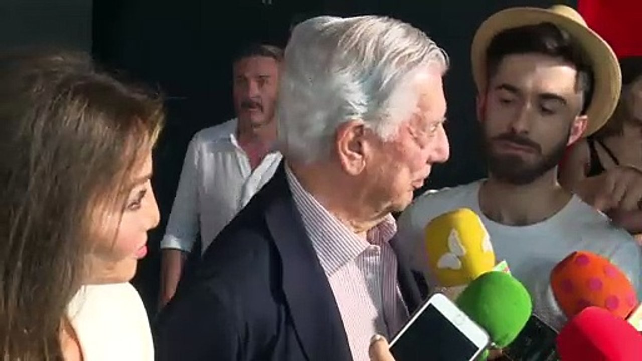 Vargas Llosa pone título a su historia de amor...