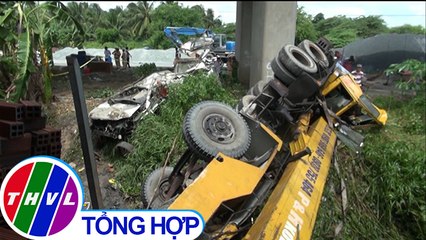 THVL | Xe ô tô rơi từ cầu Hàm Luông sau va chạm,  nhiều người thương vong