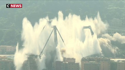 Vidéo : les images du dynamitage du pont de Gênes, dix mois après son effondrement