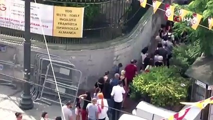 İstiklal Caddesi’nde “istikbal” kuyruğu