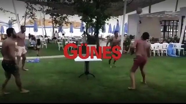 Arda Turan'ın şiş göbeği sosyal medyada dalga konusu oldu