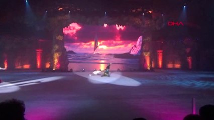 ANTALYA BUZ ÜZERİNDE SİHİRLİ YOLCULUK