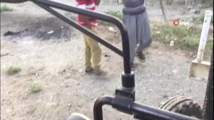 Muhtar, dereden su almak isteyen vatandaşa böyle saldırdı