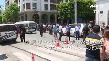 وفاة رجل أمن متأثرا بجروحه إثر عملية انتحارية بشارع رئيسي في العاصمة التونسية