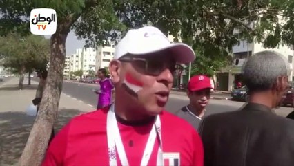 بتشجيع وورد.. مصريون يؤازرون منتخب المغرب أمام كوت ديفوار