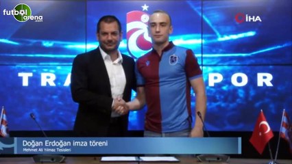 Trabzonspor'da Doğan Erdoğan için imza töreni düzenlendi