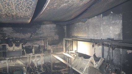 수원 휴대전화 부품 공장서 불...20명 대피 / YTN