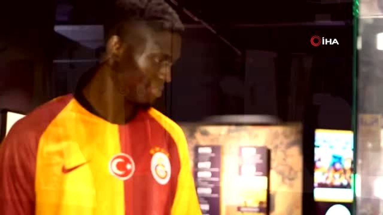 Galatasaray'a 20'lik defans oyuncusu