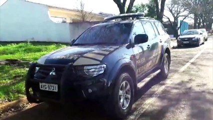 Polícia Federal realiza apreensão de pneus, em Cascavel
