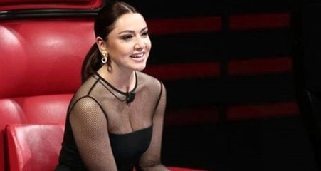 Güzel şarkıcı Hadise'den hayranlarını mest eden bikinili fotoğraf!