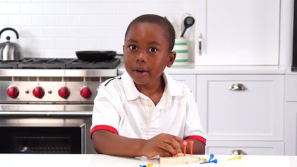 Southern Kids Try The Classic Peg Game – Bonus Cut!