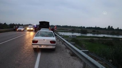 Balık tutmak için Ceyhan Nehri'ne giren genç kayboldu